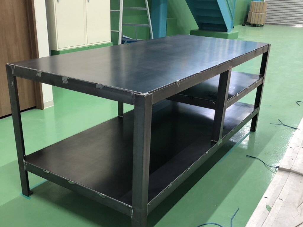 オーダーメイドで製作した作業台