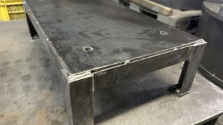 ボール盤台を製作｜大阪の溶接工場